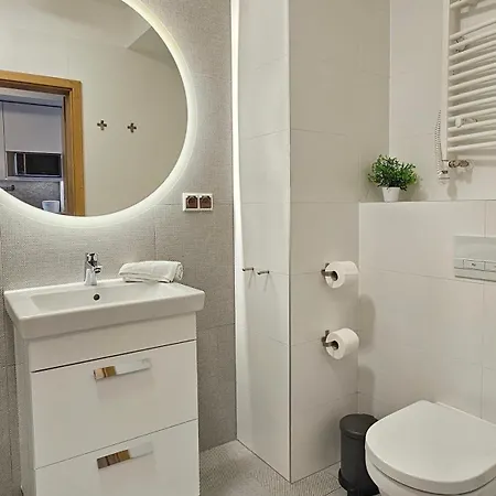 Holidayhomepl Aquamarina Prima 71 Z Widokiem Na Morze 아파트 미엥지즈드로예